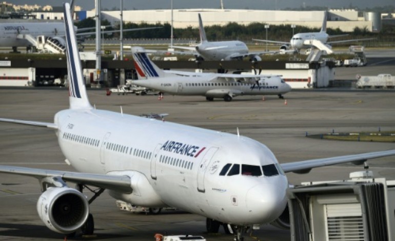 Paris (AFP). Air France annonce son plan de restructuration aux salariés