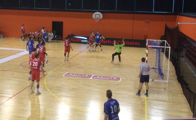 Handball: Victoire dans le derby pour Oissel MRNHB !