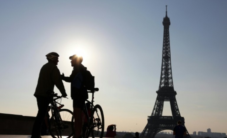 Paris (AFP). Le vélo bénéfique pour la santé, même dans une ville polluée