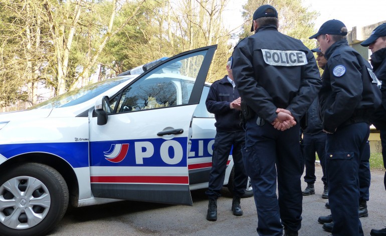 Le Havre : la police élucide 80 vols à la roulotte