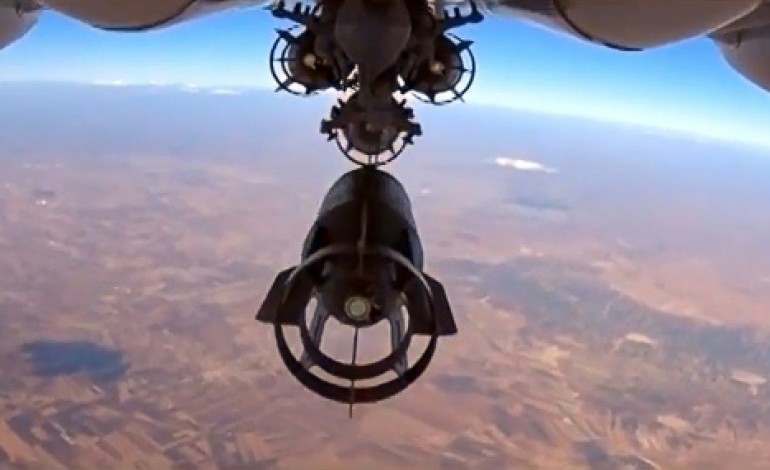 Damas (AFP). Syrie: premiers raids de l'aviation russe sur l'EI à Palmyre 