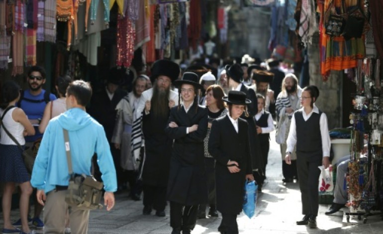 Jérusalem (AFP). L'esplanade des Mosquées accessible aux musulmans, restrictions levées par Israël