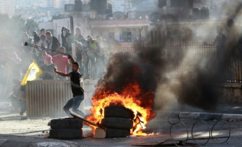 Jérusalem (AFP). Les violences gagnent le centre d'Israël, rares images d'affrontements en Cisjordanie