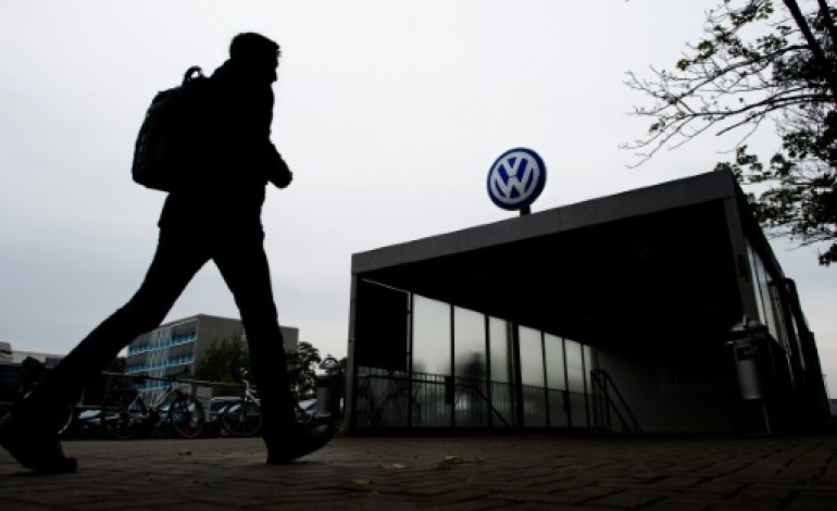 Berlin (AFP). Moteurs truqués: premières perquisitions en Allemagne chez Volkswagen