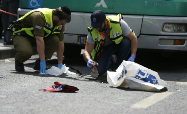 Jérusalem (AFP). Les attaques au couteau se propagent contre les Israéliens