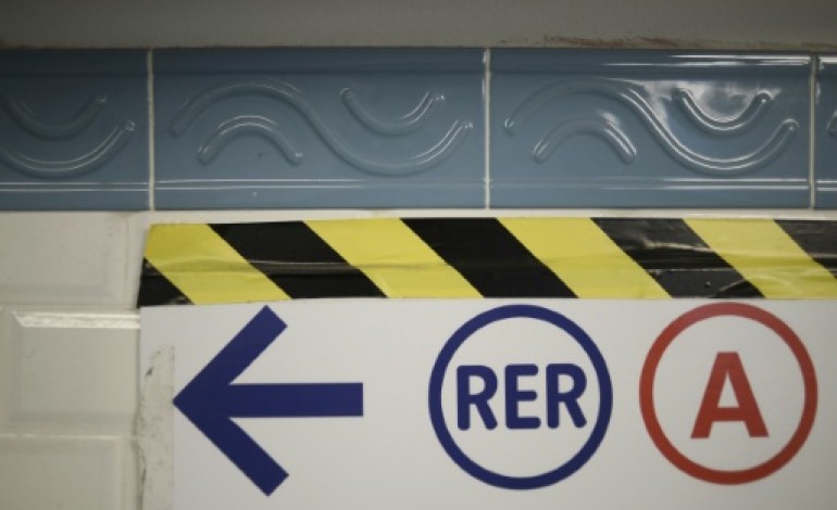 Paris (AFP). Pas de trafic samedi sur un tronçon du RER A après un incendie