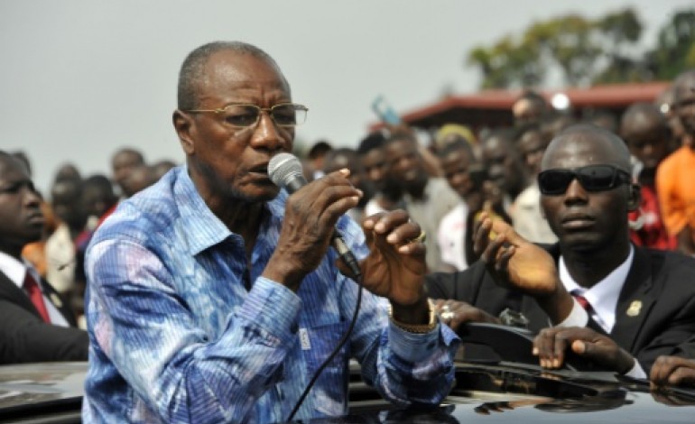 Conakry (AFP). Guinée: affluence à l'ouverture des bureaux de vote