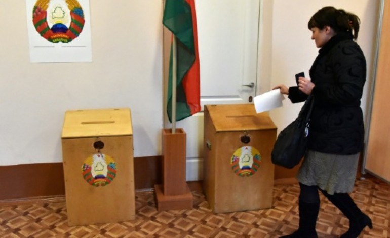 Minsk (AFP). Les Bélarusses élisent le président, Loukachenko vise un 5e mandat