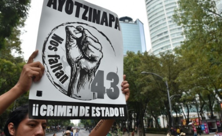 Mexico (AFP). Disparition des 43 étudiants au Mexique: le dossier d'enquête révèle des contradictions