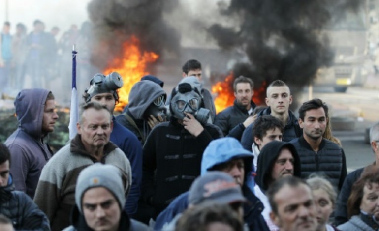 Rouen (AFP). Blocage de Rouen: repli des forains qui refusait le déplacement de la fête