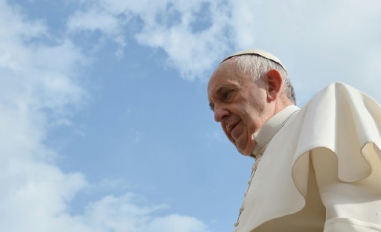 Cité du Vatican (AFP). Le pape demande pardon au nom de l'Eglise pour les scandales à Rome et au Vatican