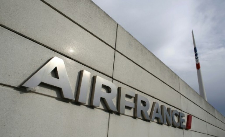 Paris (AFP). Traités comme des bandits: les salariés poursuivis d'Air France sortent du silence