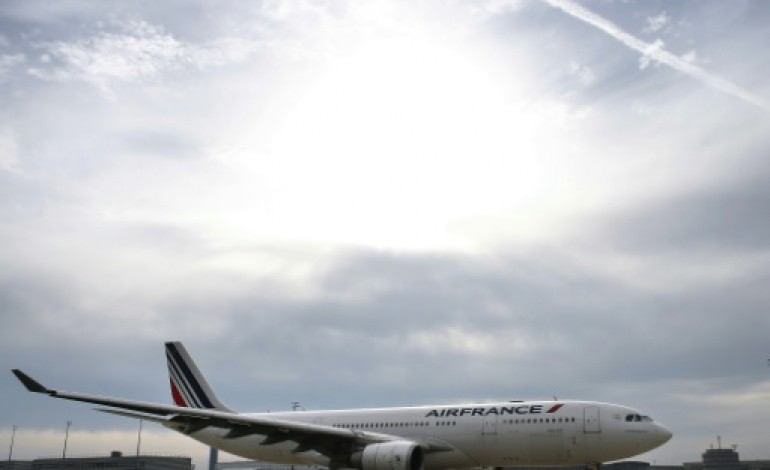 Paris (AFP). Air France: un plan en 2017 peut être évité selon la direction, cinq salariés mis à pied