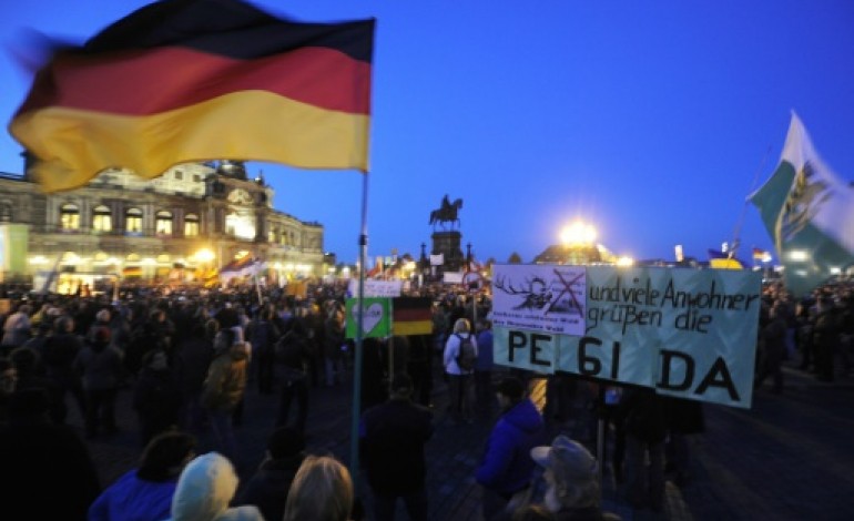 Dresde (Allemagne) (AFP). Allemagne: le mouvement islamophobe Pegida dans la rue à Dresde 