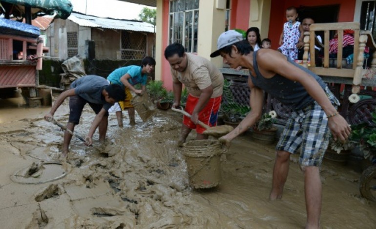 Cabanatuan City (Philippines) (AFP). Le typhon Koppu fait 22 morts aux Philippines
