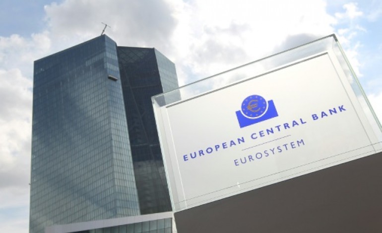 La Valette (AFP). Draghi: la BCE va réexaminer sa politique monétaire lors de sa réunion de décembre