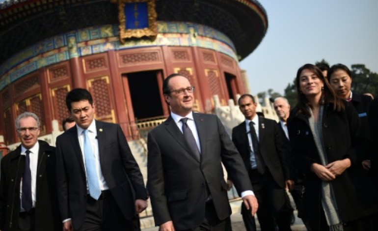 Pékin (AFP). En Chine, Hollande appelle les investisseurs à croire en l'économie française