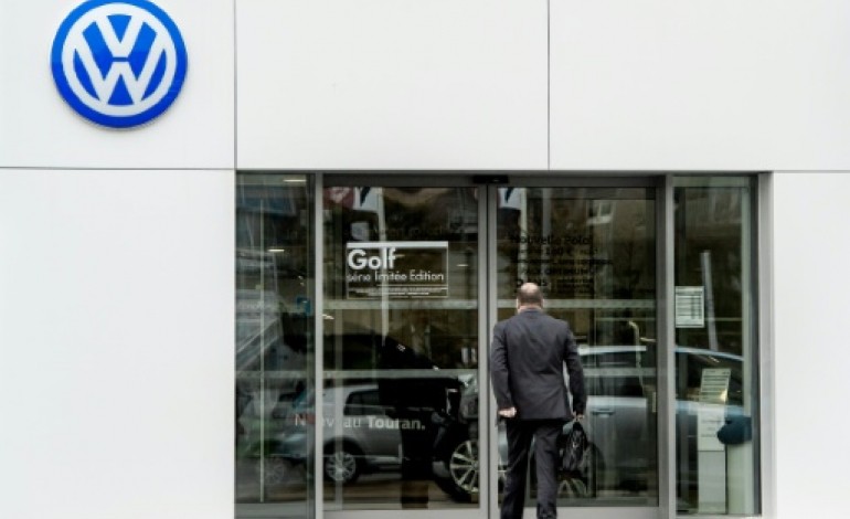 Berlin (AFP). Volkswagen s'enfonce dans la crise avec une fraude au CO2