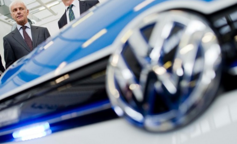 Francfort (AFP). Bourse: Volkswagen chute de 9,50% après sa fraude au CO2