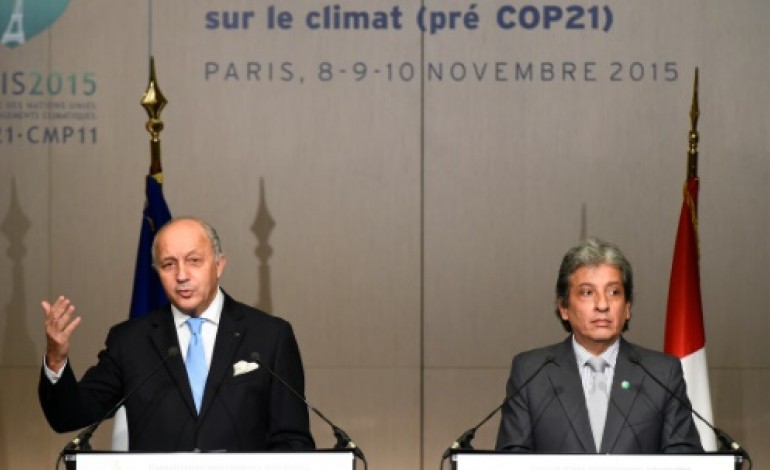 Paris (AFP). Climat: négociations à Paris sous la pression de rapports alarmistes