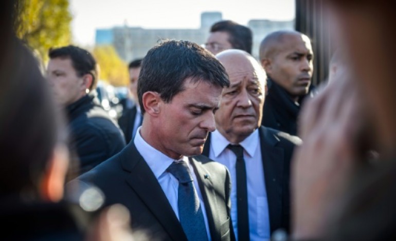 Paris (AFP). Valls: le terrorisme peut frapper dans les jours qui viennent