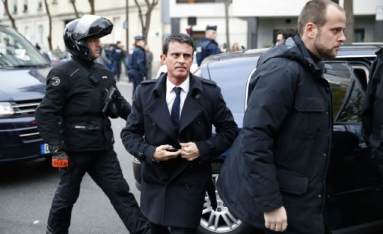 Paris (AFP). Valls: les engagements budgétaires de la France forcément dépassés 