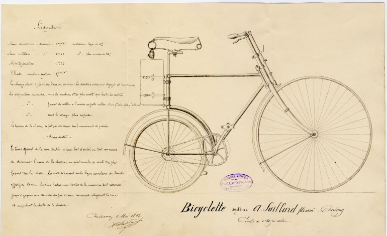 Grand départ du Tour dans la Manche : les archives départementales ouvrent une collecte sur le thème du vélo
