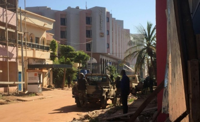Bamako (AFP). Mali: 170 otages retenus par deux assaillants à l'hôtel Radisson de Bamako