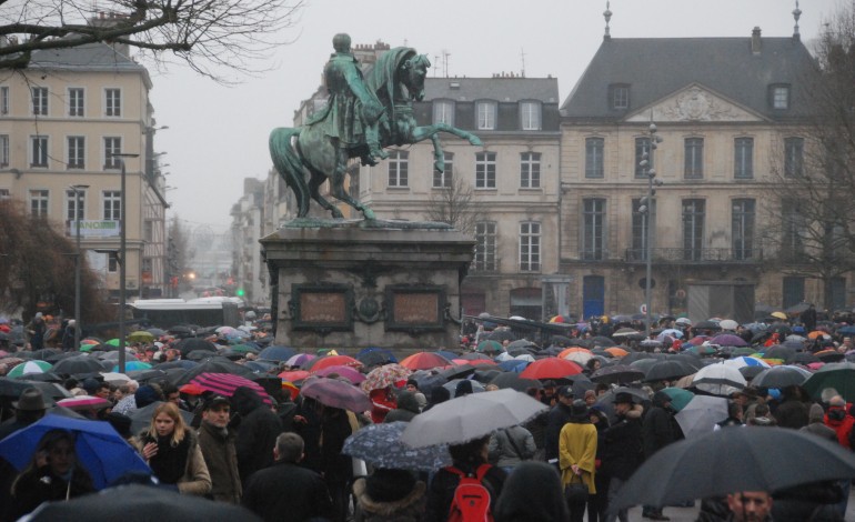 Attentats de Paris :  6 000 personnes attendues ce soir à la marche de soutien à Rouen