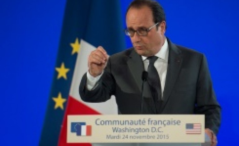 Paris (AFP). Après Obama, Hollande discute avec Merkel, le projet de coalition anti-EI patine