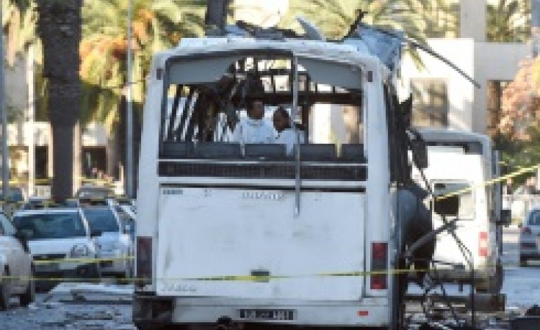Tunis (AFP). Tunisie: l'attentat perpétré à l'aide de 10 kilos d'explosifs 