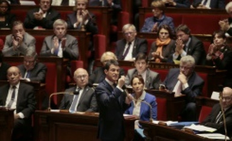 Paris (AFP). Syrie: l'Assemblée adopte à la quasi-unanimité la prolongation des frappes aériennes