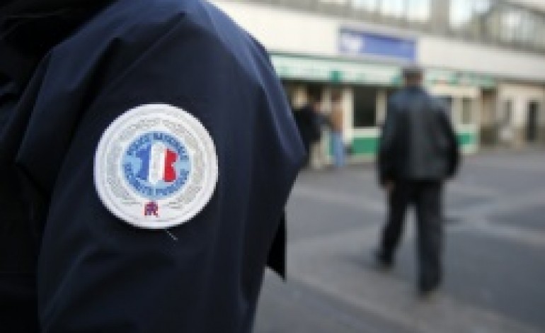 Paris (AFP). Avec l'état d'urgence, colère et incompréhension chez des assignés à résidence