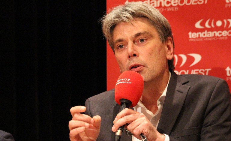Régionales : Sébastien Jumel (FdG) en réunion publique à Cherbourg