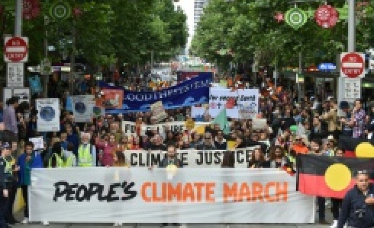 Paris (AFP). Melbourne marche pour le climat, Paris se prépare à accueillir les chefs d'Etat sous haute sécurité 