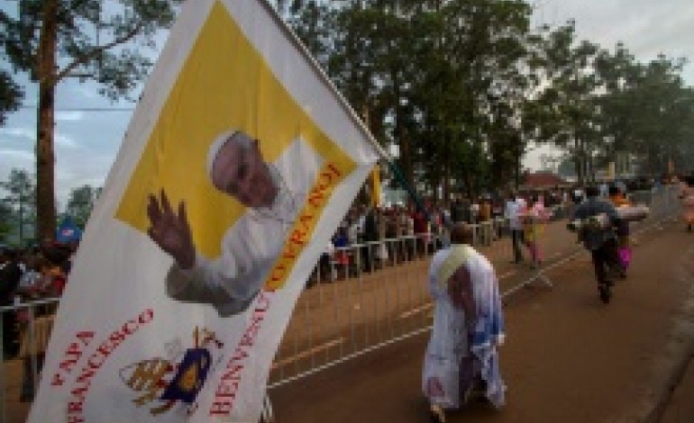 Kampala (AFP). Ouganda: le pape célèbre l'oecuménisme entre catholiques et anglicans
