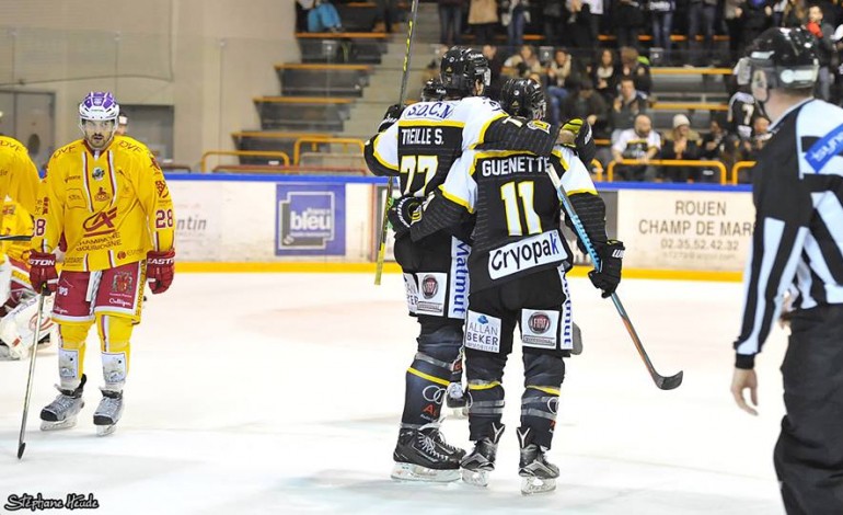 Hockey: Les Dragons de Rouen gagnent face à l'Etoile Noire