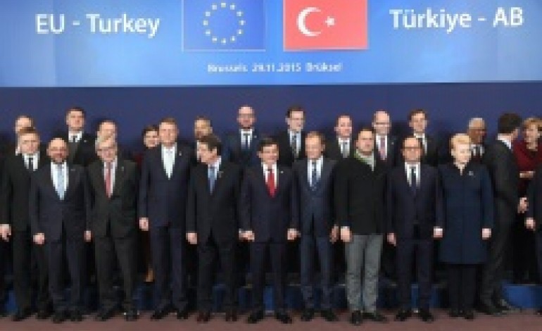 Bruxelles (AFP). Sommet UE-Turquie: l'Europe veut sceller un pacte avec Ankara pour freiner l'afflux de migrants