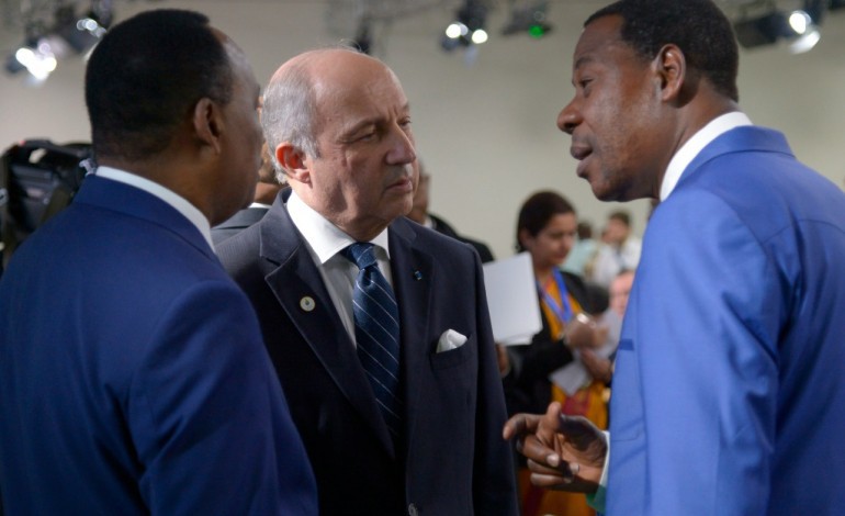 Le Bourget (France) (AFP). COP21: les délégations entament des discussions marathon