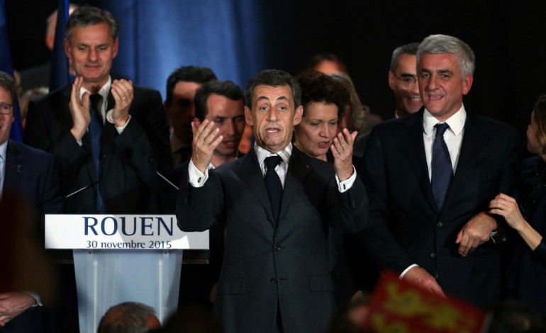 Paris (AFP). Régionales: Sarkozy pour le maintien des listes LR au second tour