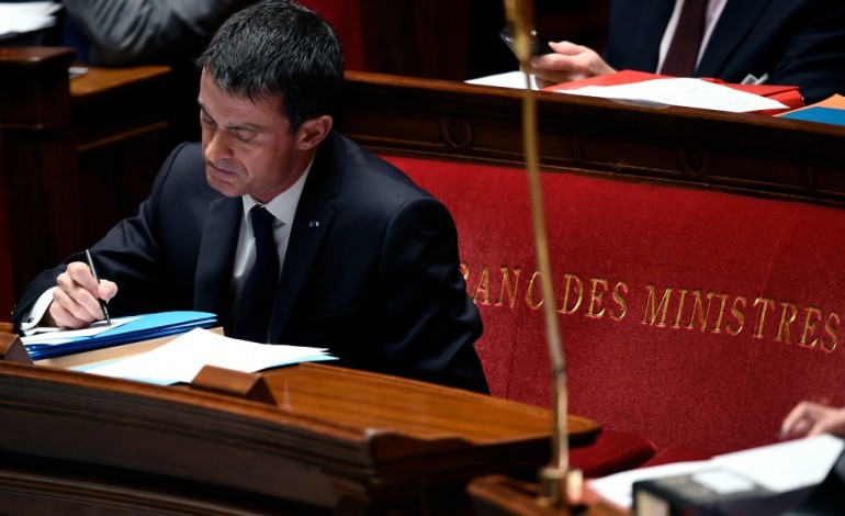 Paris (AFP). Etat d'urgence: face aux soupçons d'abus, un dispositif de contrôle inédit à l'Assemblée 
