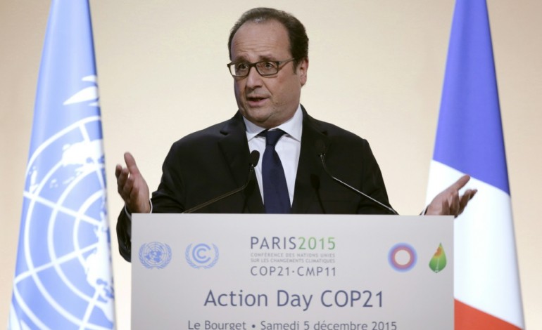 Le Bourget (France) (AFP). COP21: Hollande lance un appel à dépasser les intérêts particuliers