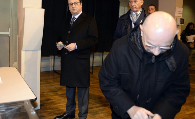 Paris (AFP). Régionales: les bureaux de vote sous haute surveillance après les attentats