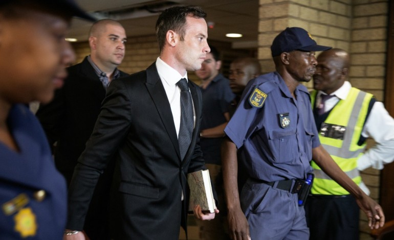 Pretoria (AFP). Libération sous caution de Pistorius après sa condamnation pour meurtre