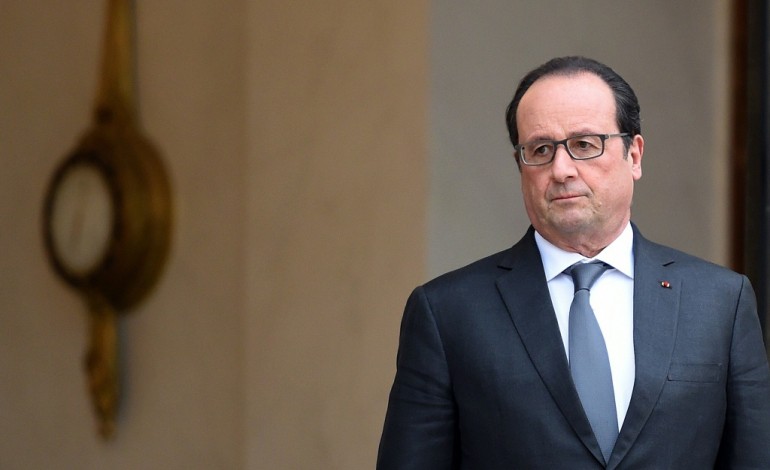 Paris (AFP). Régionales: Hollande appelle les politiques à défendre les valeurs de la République
