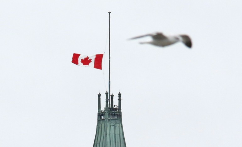 Ottawa (AFP). Arrivée au Canada d'un premier avion de réfugiés syriens  