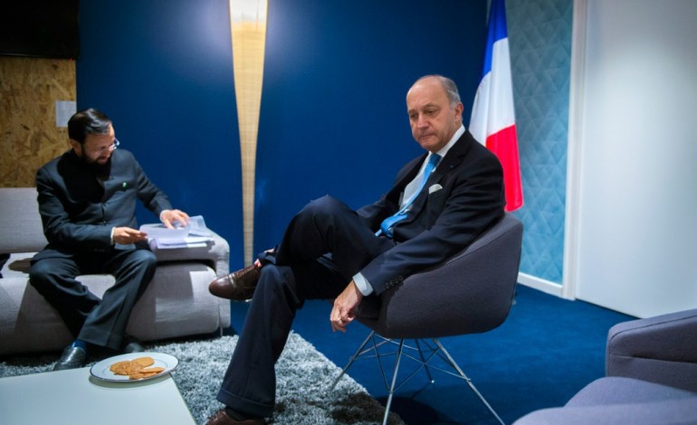 Le Bourget (France) (AFP). COP21: Fabius présentera un projet d'accord samedi à 09H00