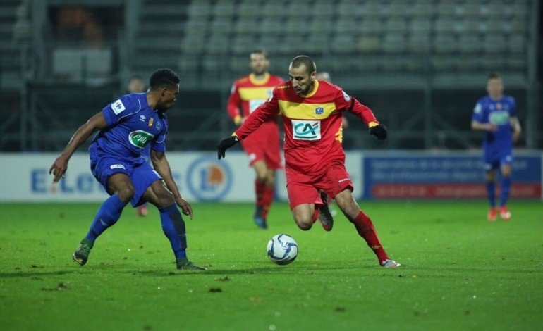 Football: Quevilly Rouen Métropole fait match nul chez le leader