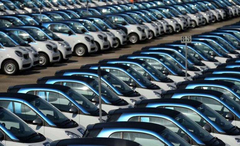 Paris (AFP). Le marché automobile bondit de 13,7% dans l'UE en novembre 