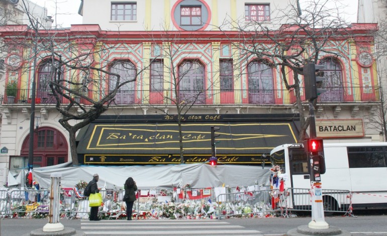 Paris (AFP). Un mois après les attentats, les salles de spectacle toujours à la peine